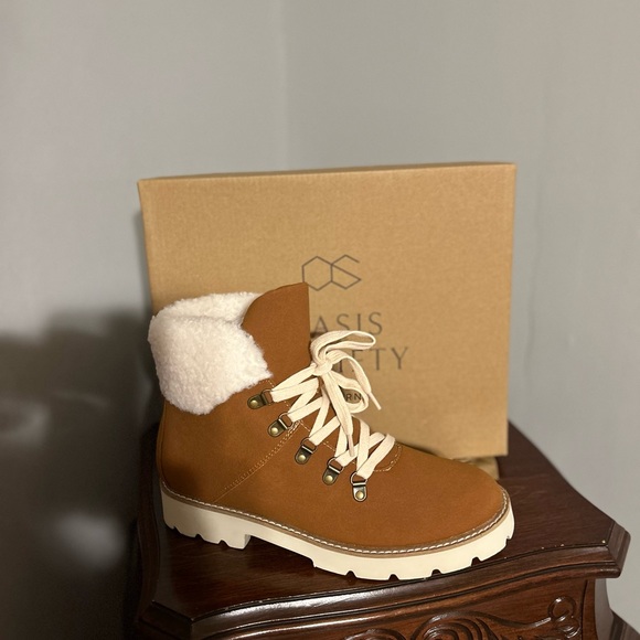 New Kennedy Cognac Suede Look Shearling  Trim  Hiker Boots various sizes - Picture 3 of 9